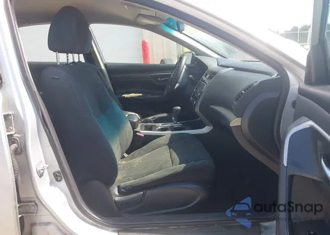 2015 Nissan Altima 2.5/2.5 S/2.5 Sl/2.5 Sv from USA, damaged, VIN 1N4AL3AP5FC449387